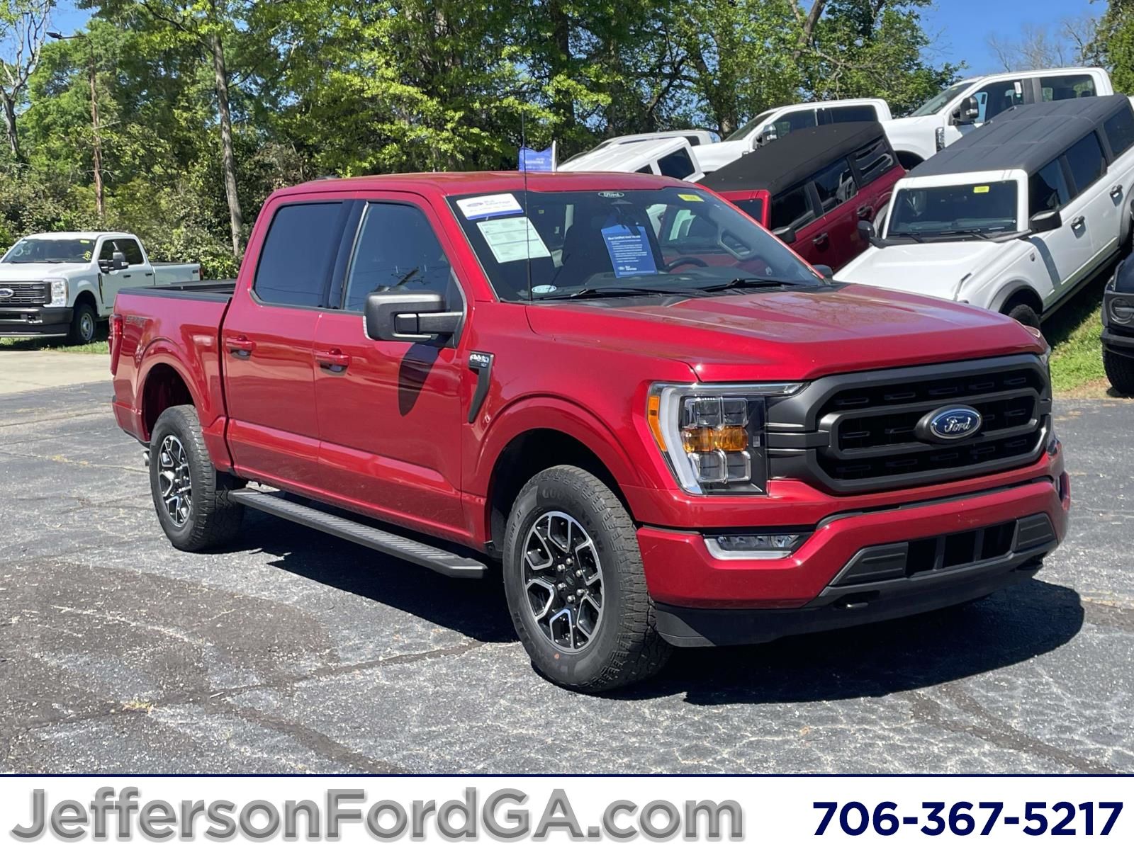 Rapid Red Metallic Tinted Clearcoat 2022 Ford F-150 XLT SuperCrew 4WD Pickup Truck Four-Wheel Drive Automatic