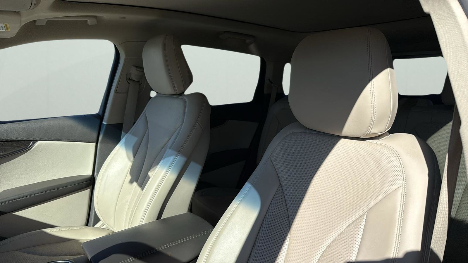 Used Car 2020 Lincoln Nautilus  Reserve For Sale Under $30,000 In Austin, Texas