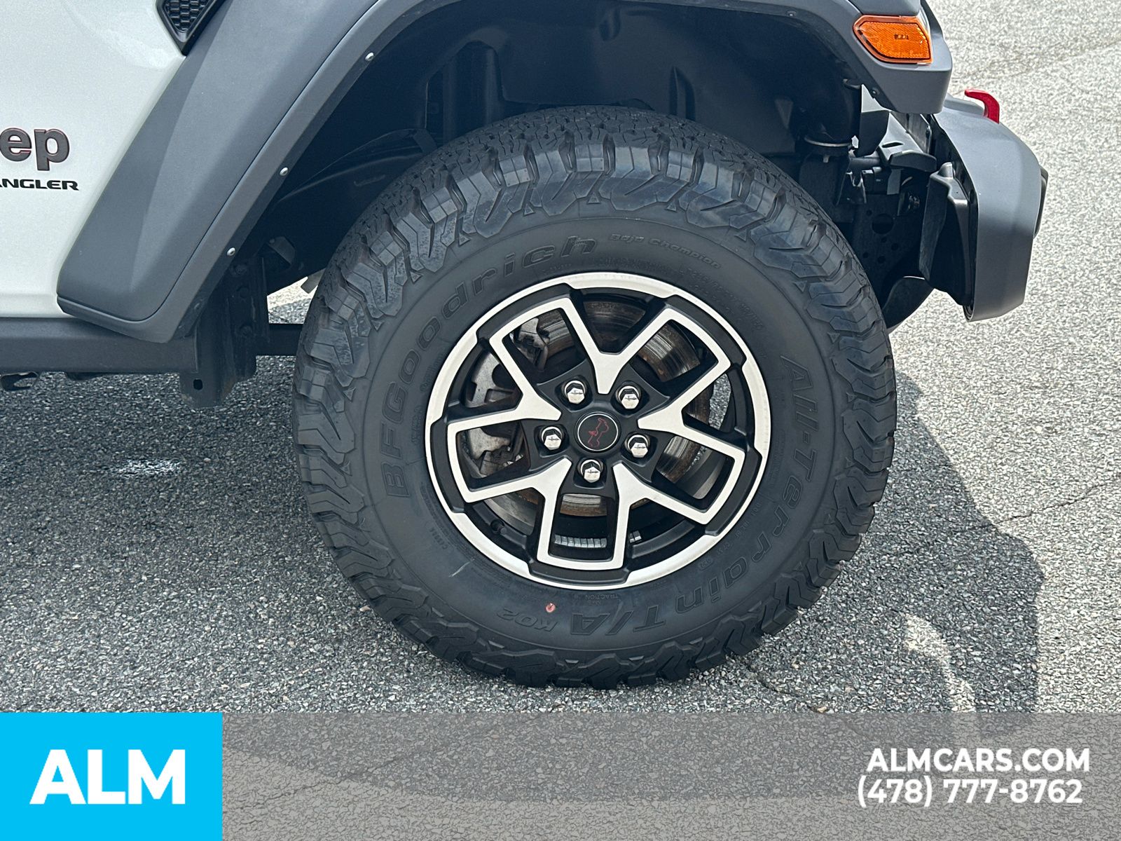 Used 2025 White Jeep Rubicon image 14