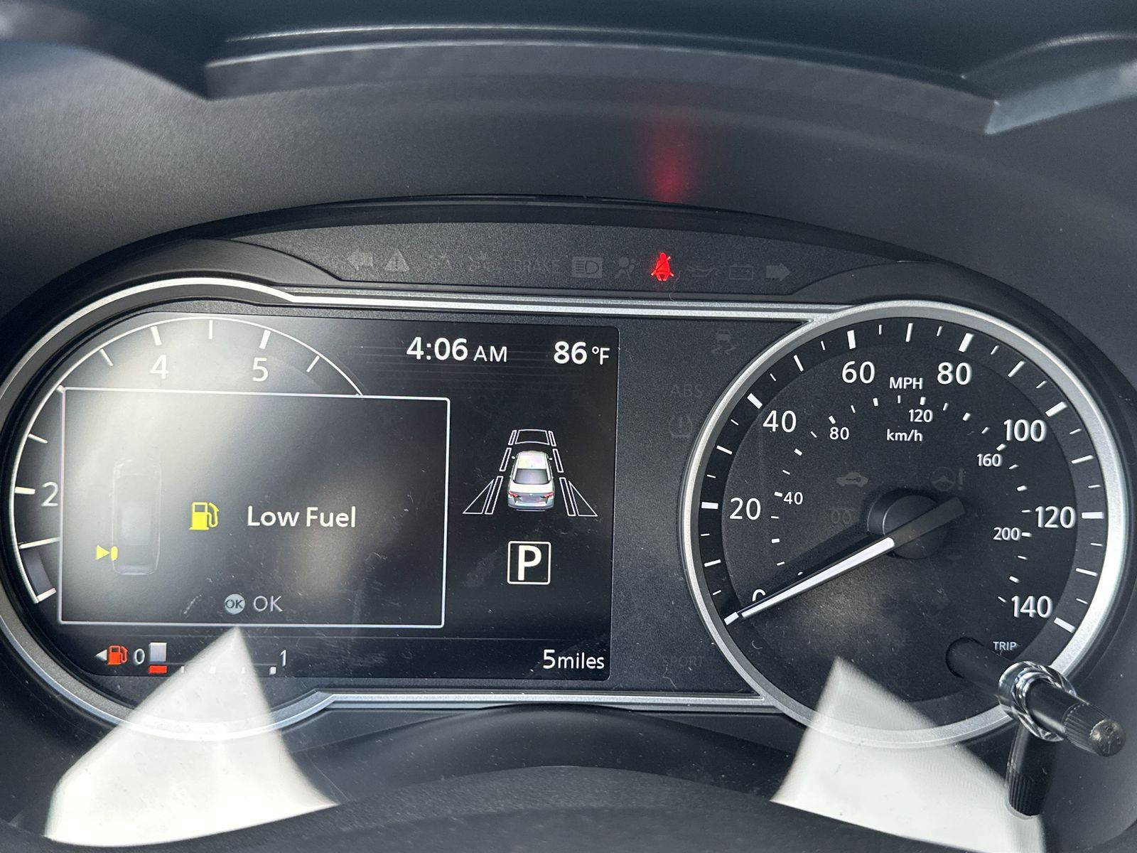 2025 Nissan Versa 1.6 SV photo 15