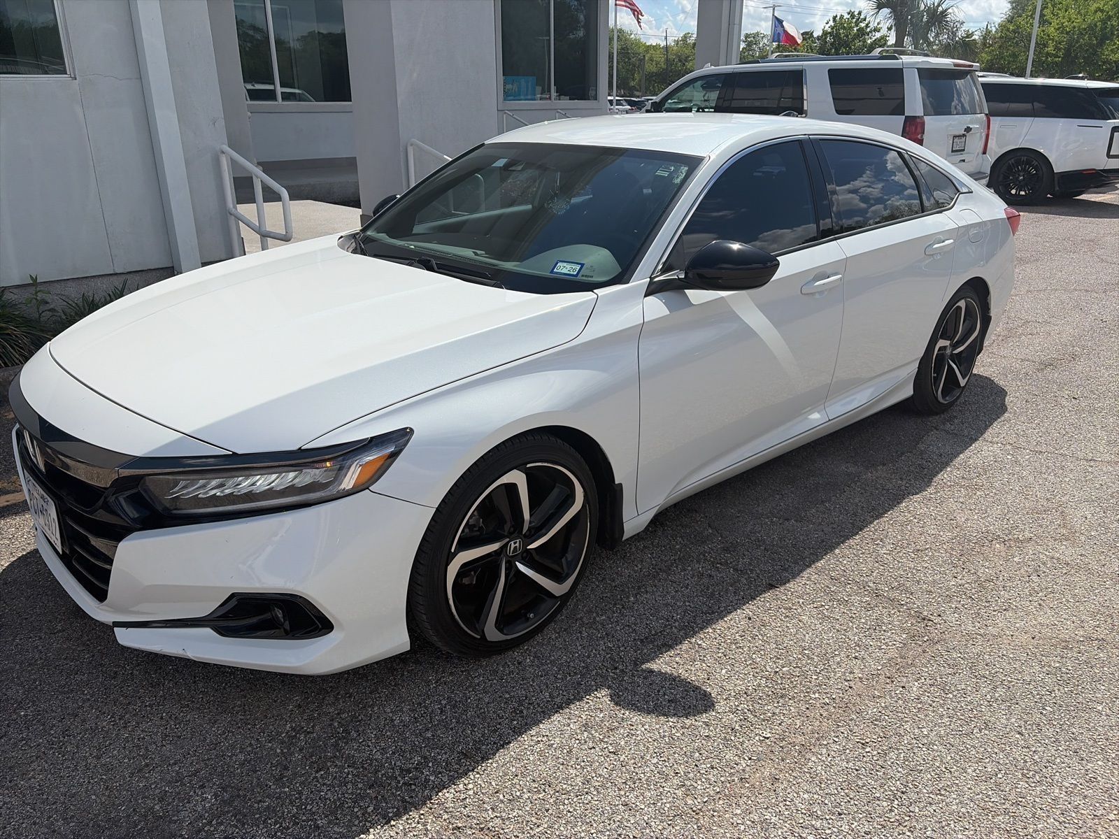 Platinum White Pearl 2021 Honda Accord Sport FWD Sedan Front-Wheel Drive Continuously Variable Transmission