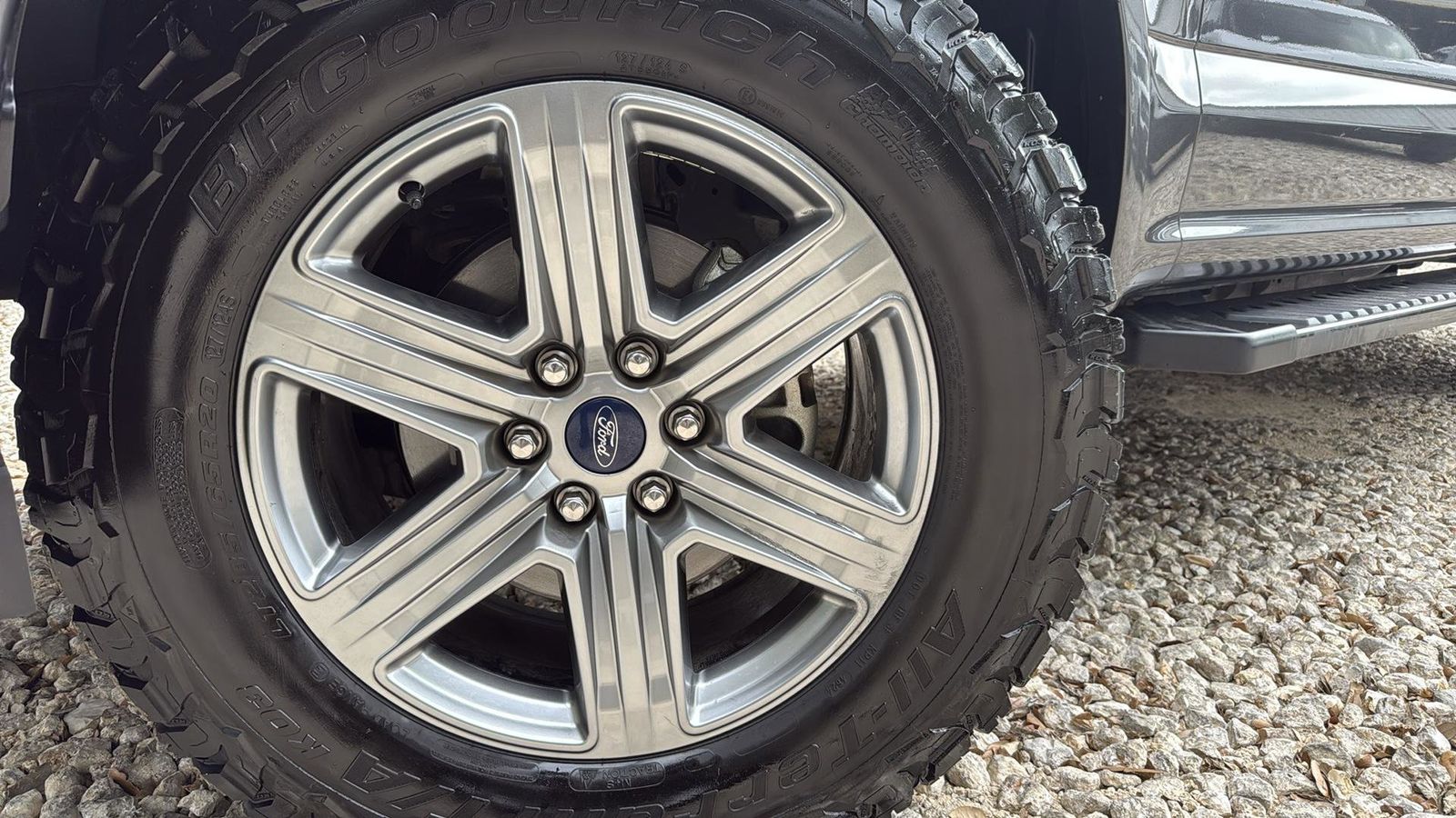 Used Car 2019 Ford F-150  Lariat For Sale Under $35,000 In Austin, Texas