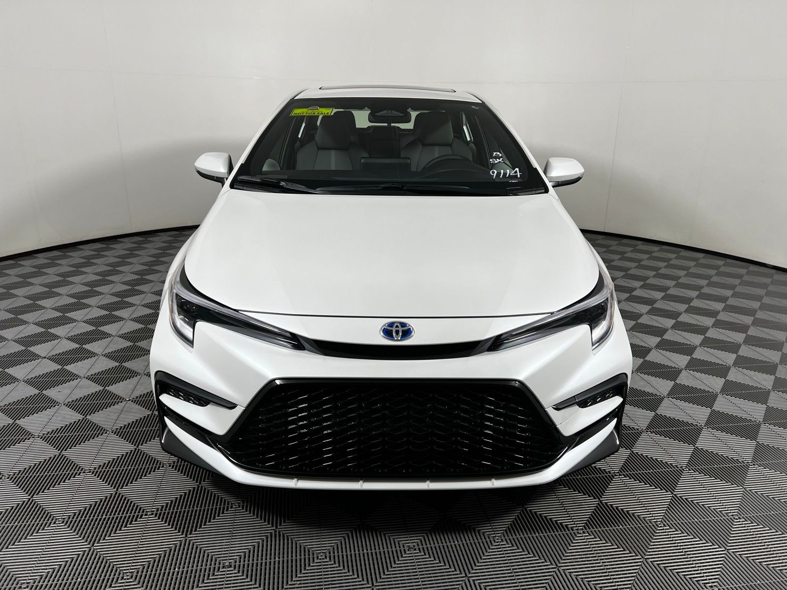 Thumbnail: 2025 Toyota Corolla - 2