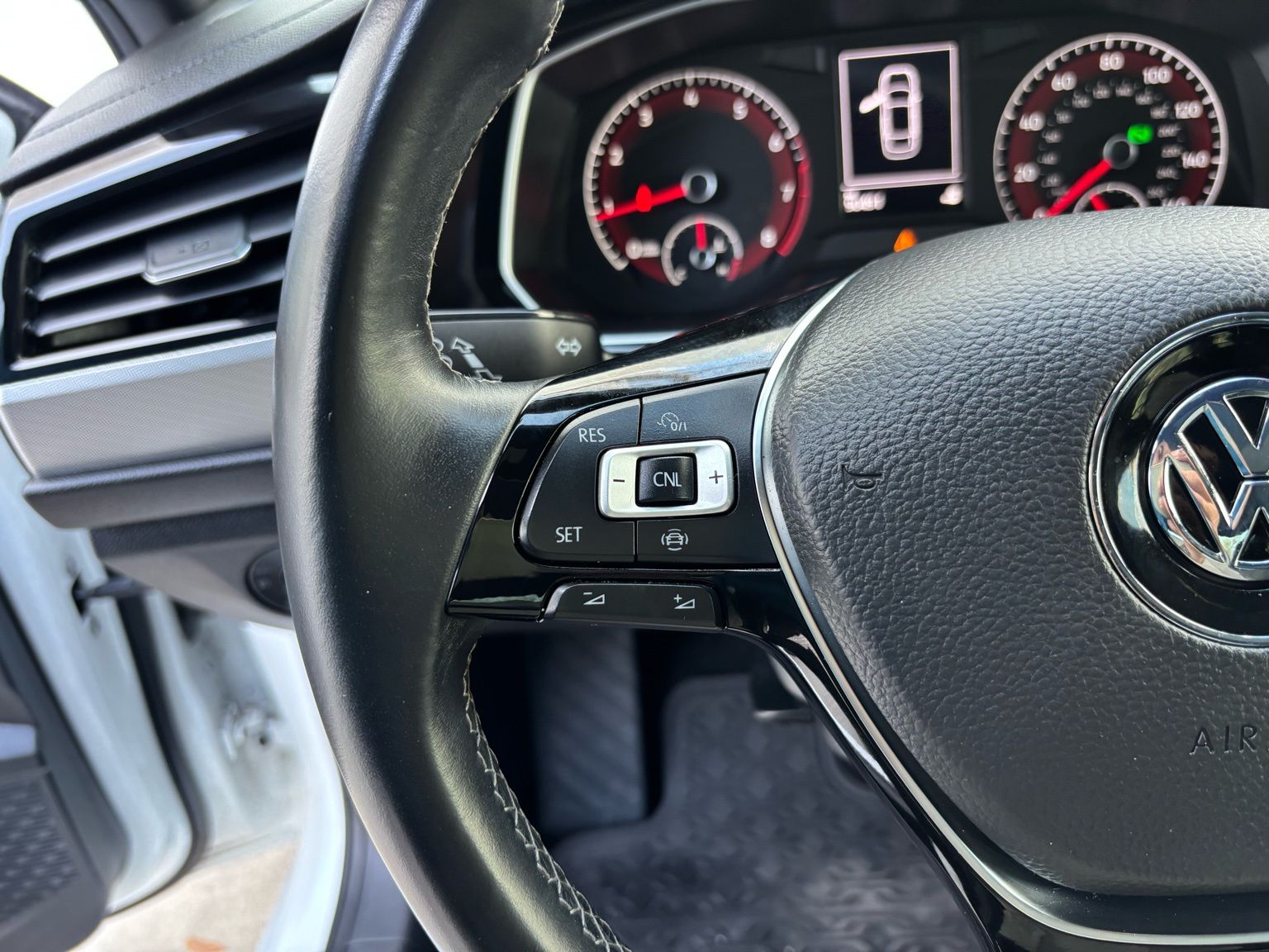 Used Car 2020 Volkswagen Jetta  R-line For Sale Under $15,000 In Austin, Texas