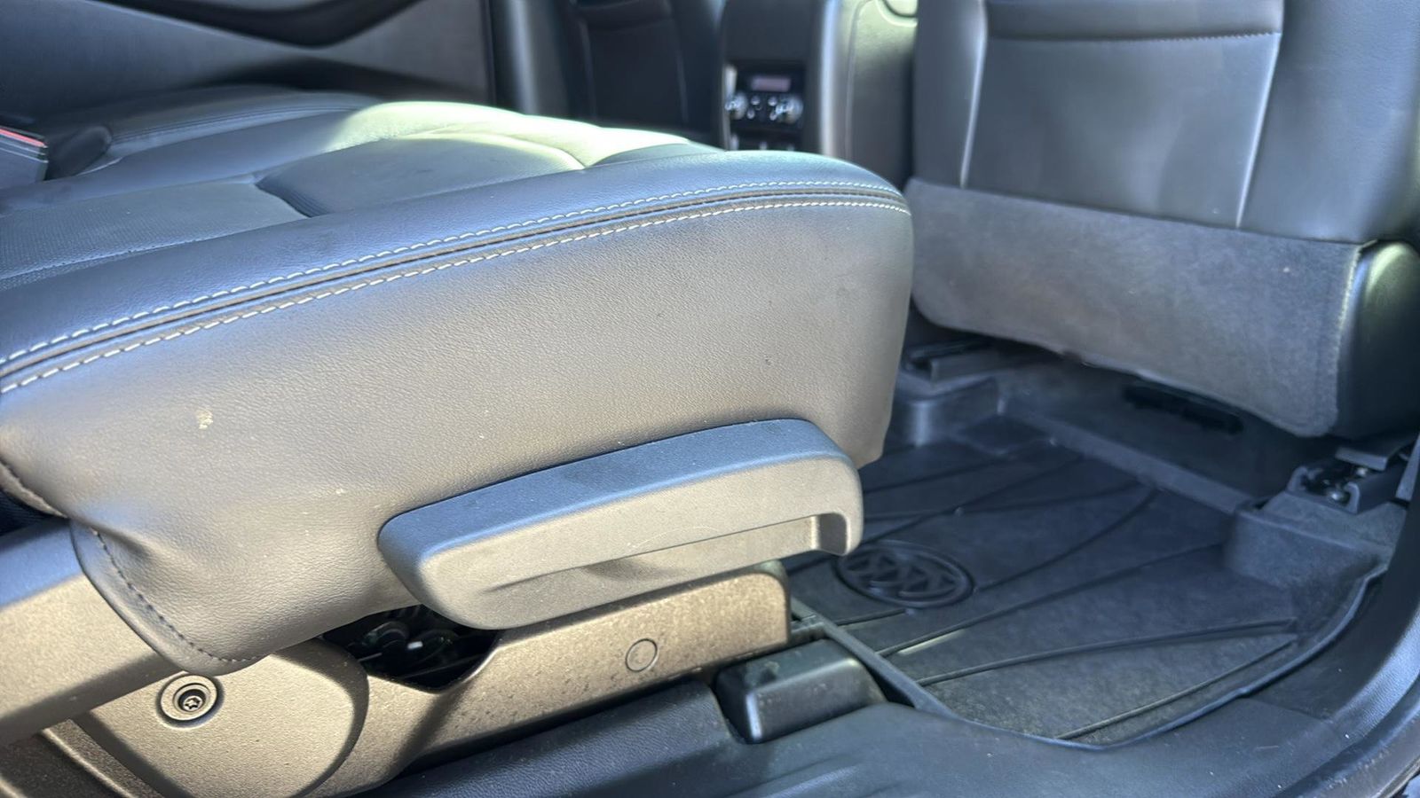 Used Car 2020 Buick Enclave  Avenir For Sale Under $30,000 In Austin, Texas