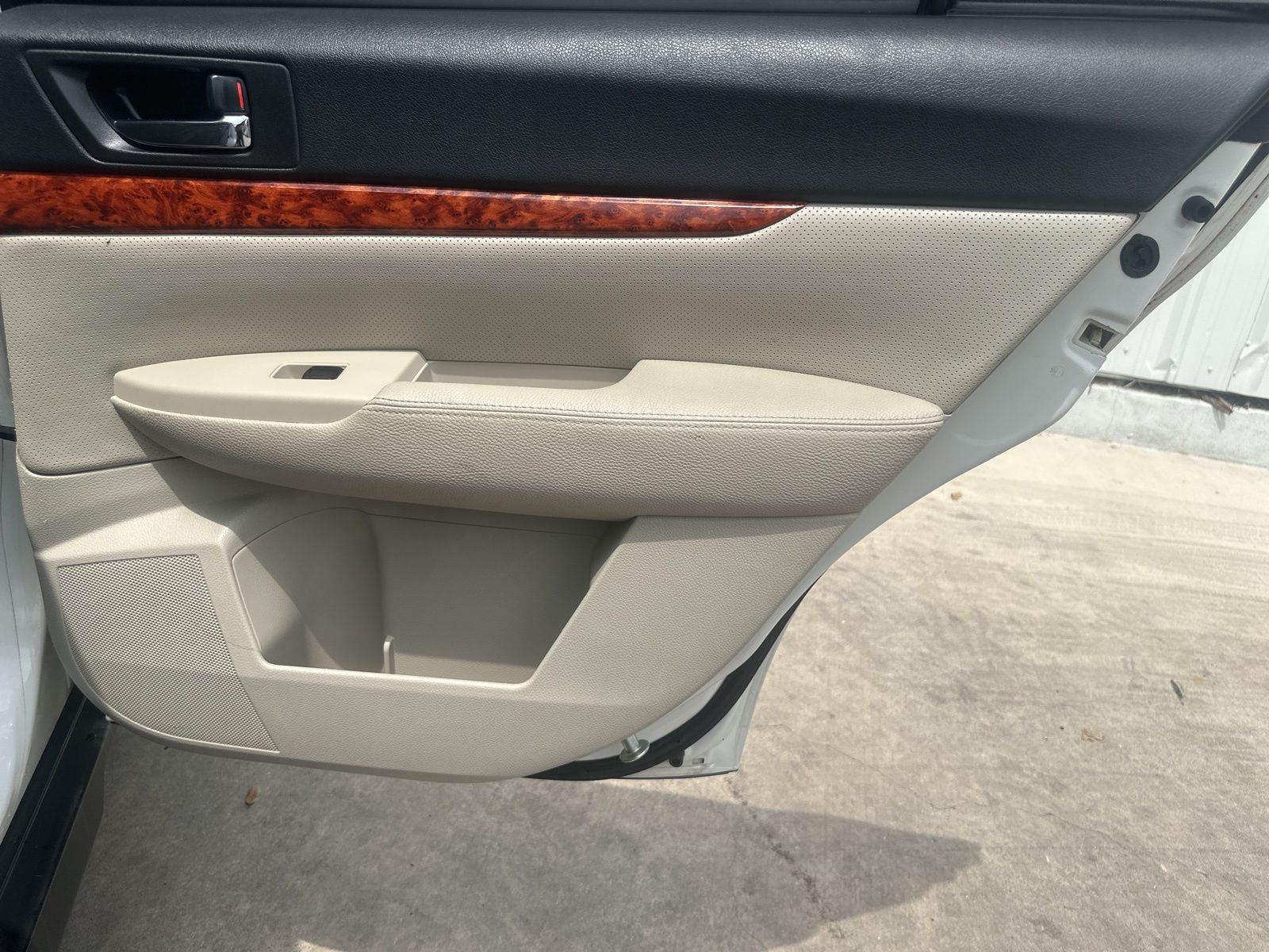 Used Car 2010 Subaru Outback  3.6r For Sale Under $10,000 In Austin, Texas