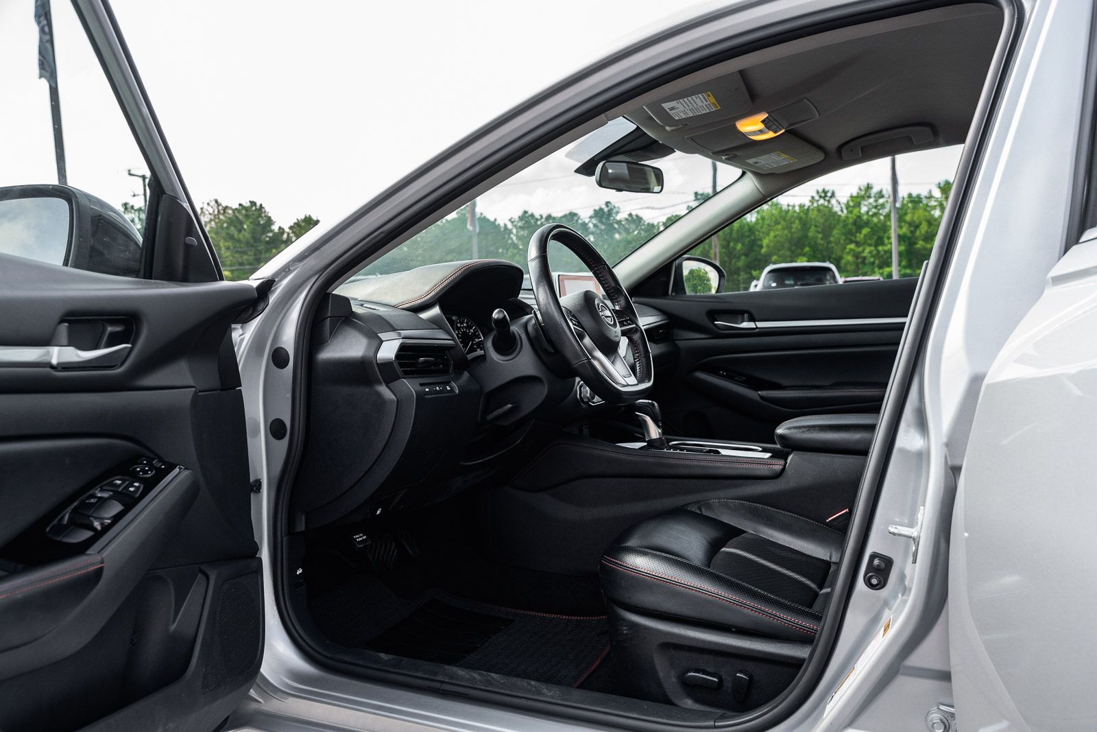 Used 2024 Nissan Altima Sedan