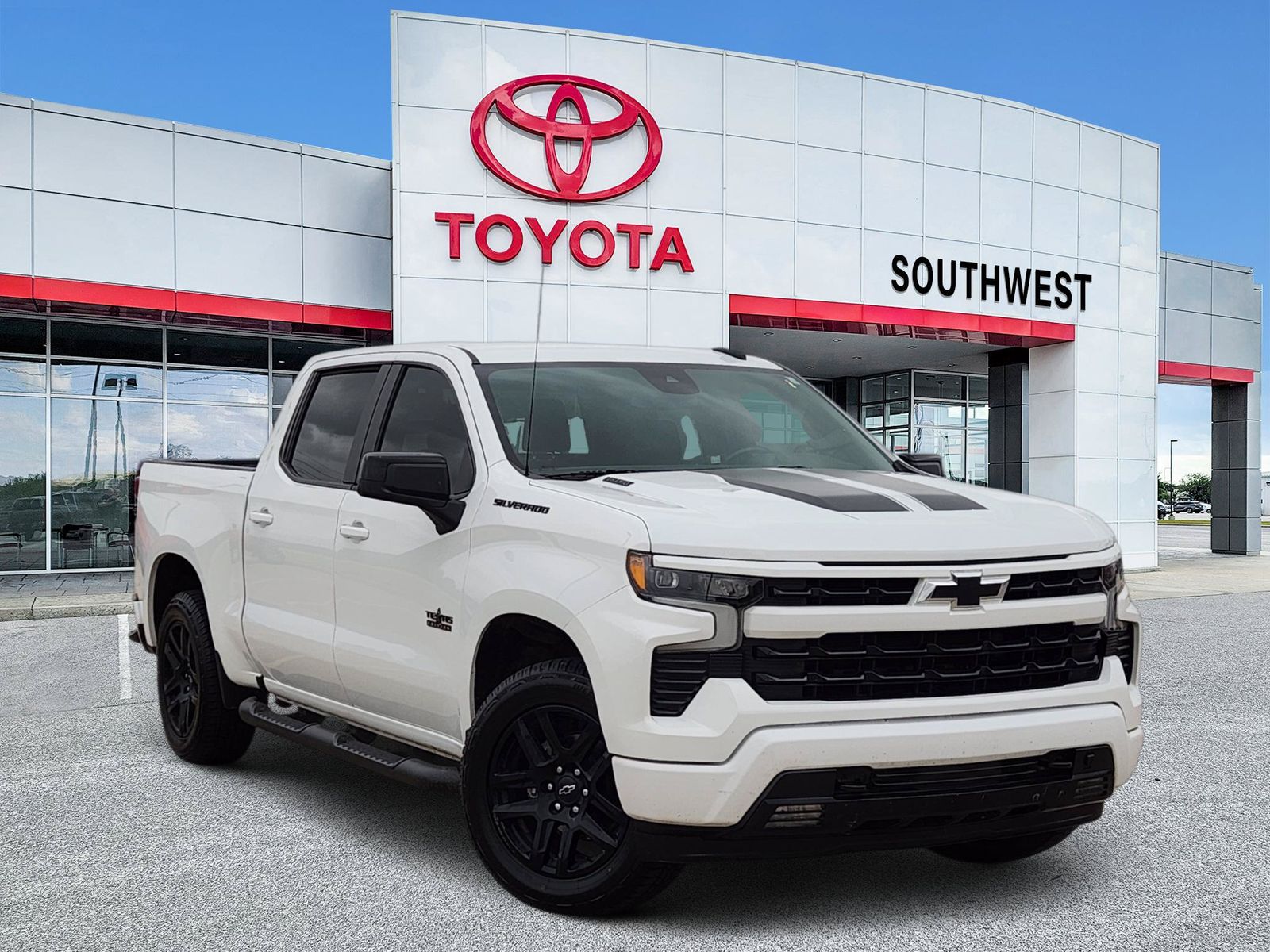  2023 Chevrolet Silverado 1500 RST Crew Cab 4WD   