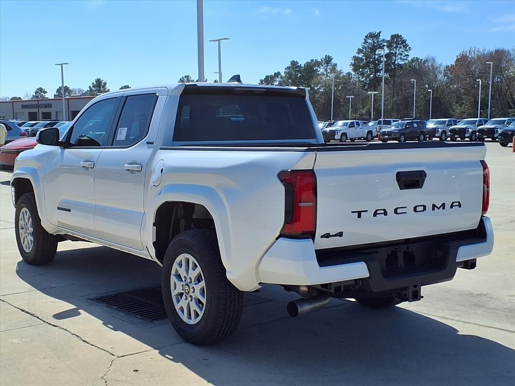 2026 Toyota Tacoma SR5 - 1
