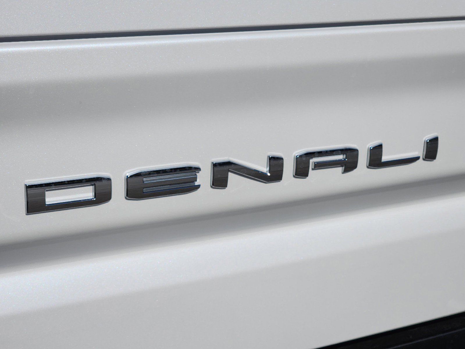 2025 GMC Sierra 1500 Denali 10