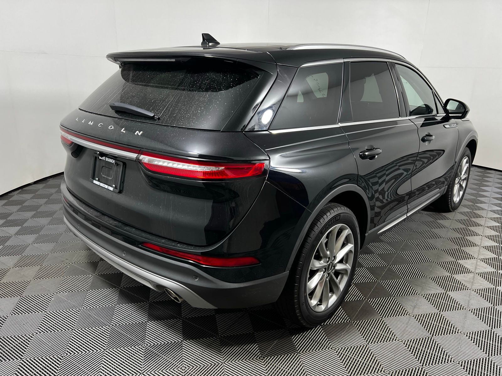 Thumbnail: 2021 Lincoln Corsair - 5