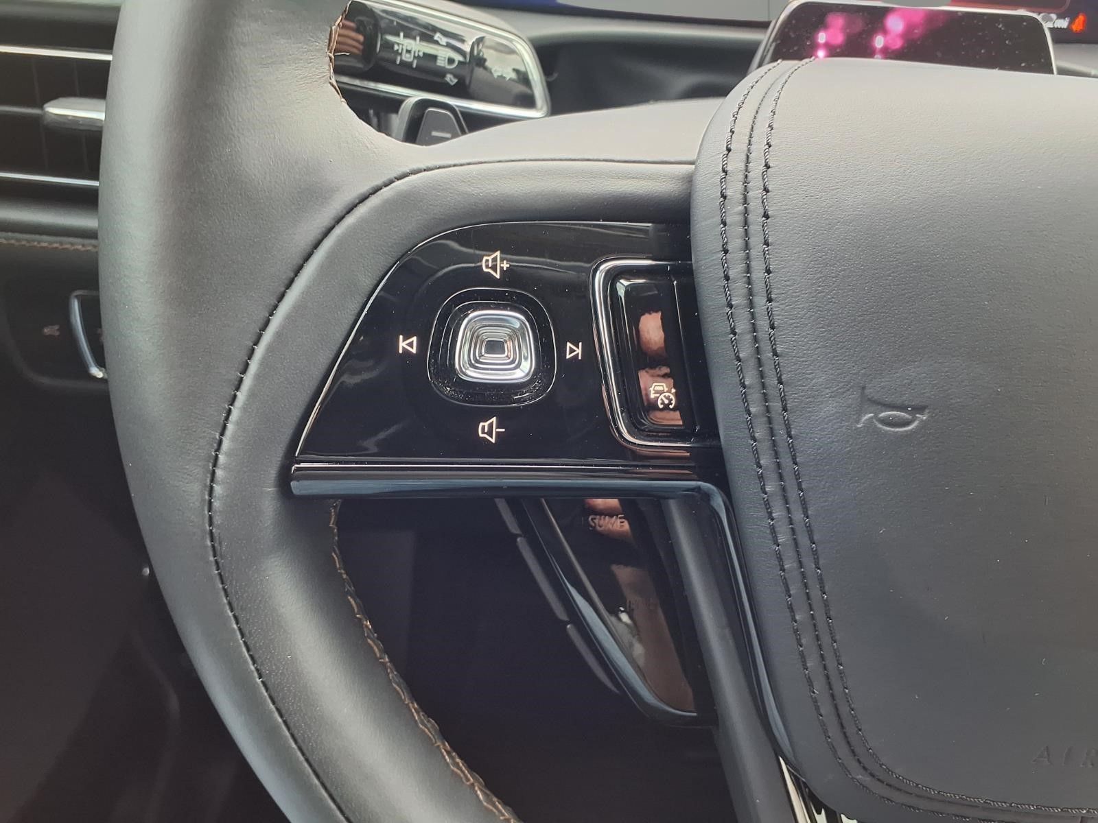 2025 Lincoln Aviator Premiere Black at Don McGill Toyota