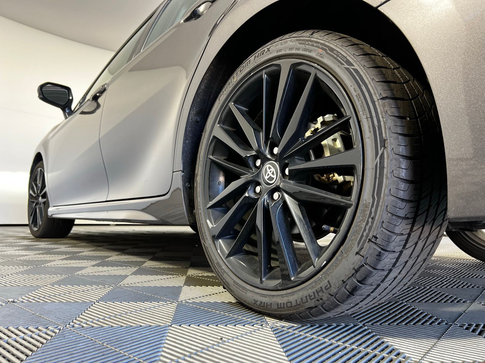 Thumbnail: 2024 Toyota Camry - 9