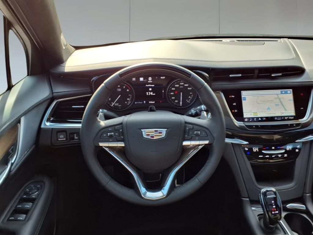 2025 Cadillac XT6 Sport - 11