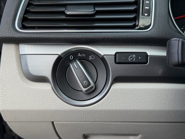 Used 2018 Gray Volkswagen 2.0T R-Line image 19