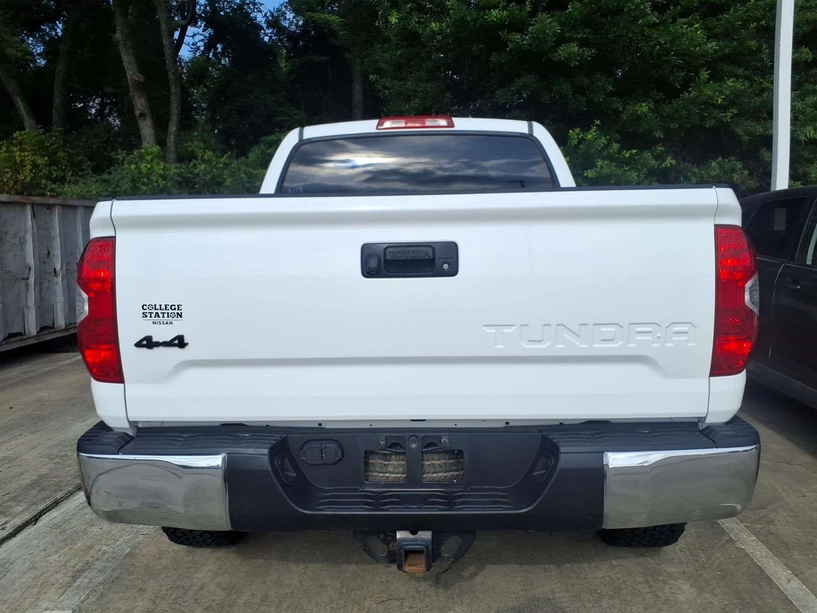 2016 Toyota Tundra SR5 White at Gullo Toyota