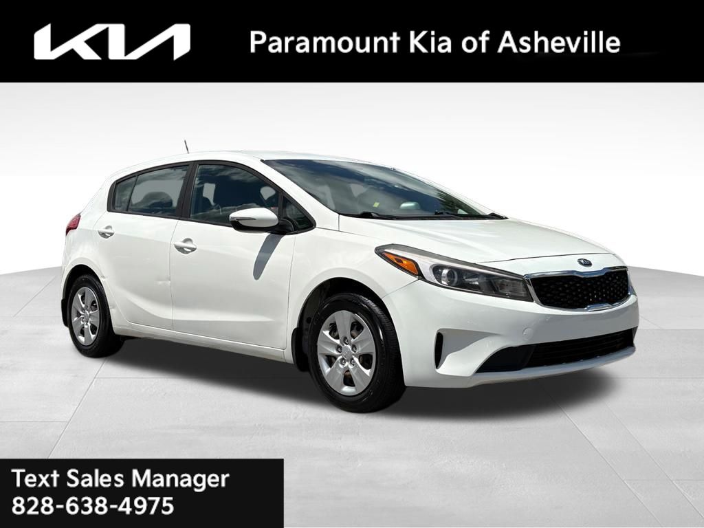 Clear White 2018 Kia Forte5 LX FWD Hatchback Front-Wheel Drive 6-Speed Automatic