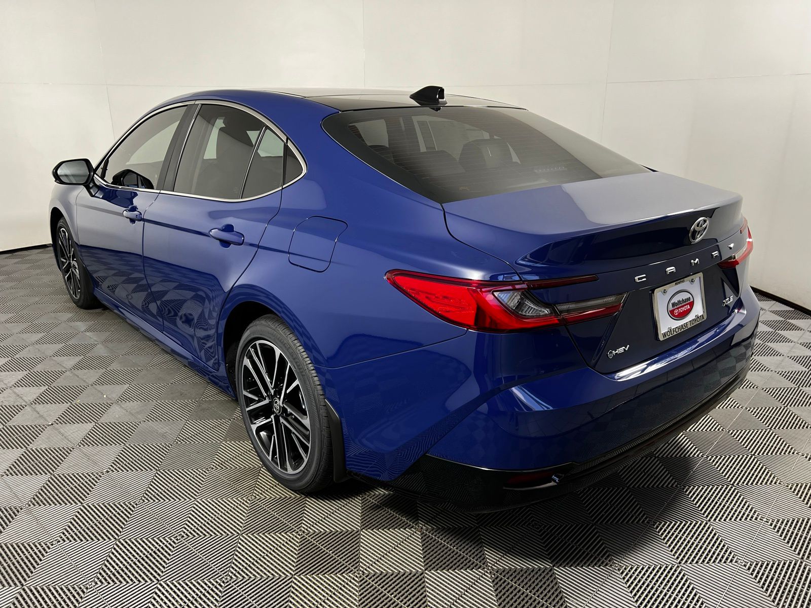 Thumbnail: 2025 Toyota Camry - 7