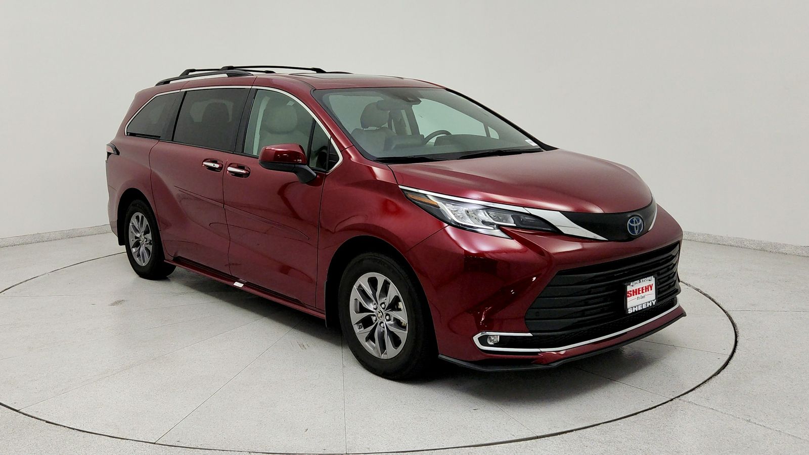 2023 Toyota Sienna XLE