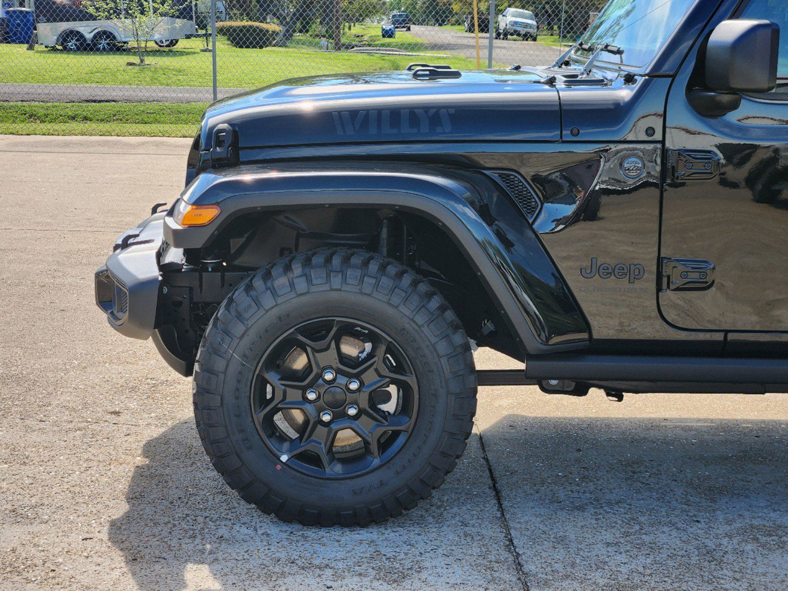 2023 Jeep Gladiator Sport 8