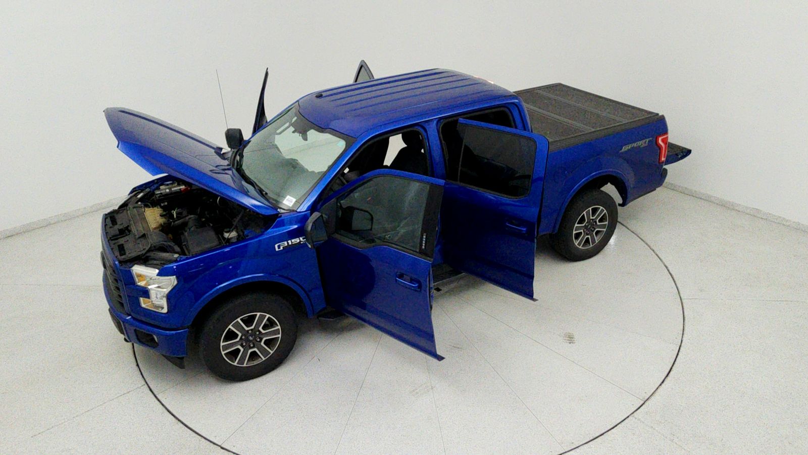 Used 2017 Lightning Blue Ford XLT image 28