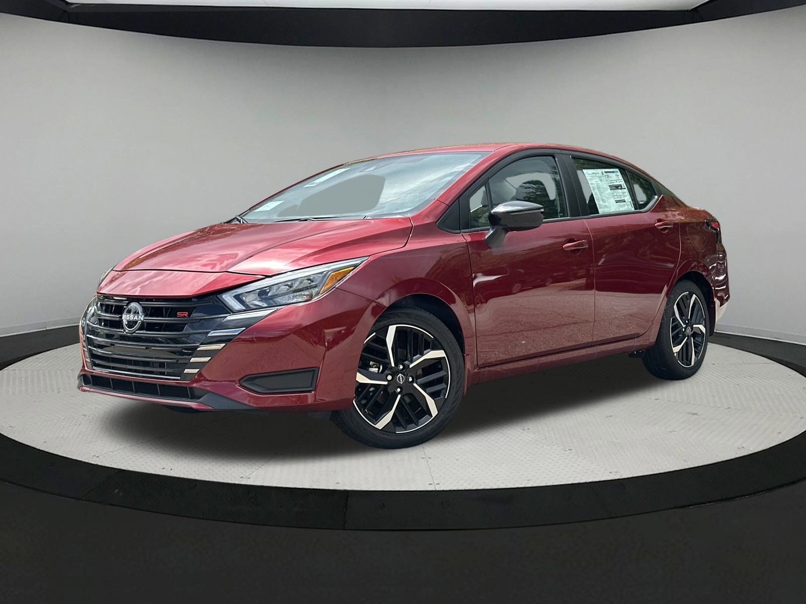 2025 Nissan Versa 1.6 SR CVT's photo