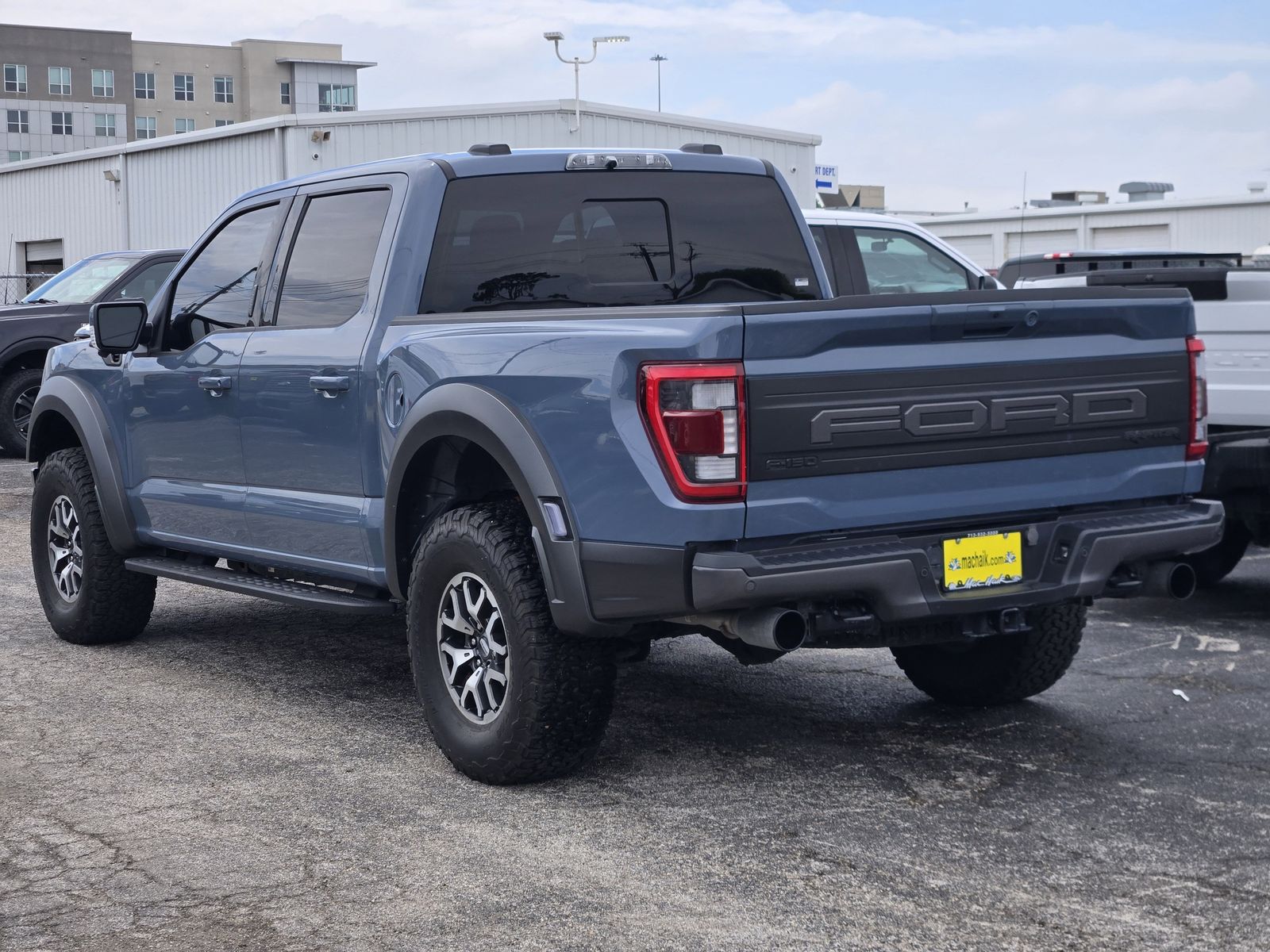 View vehicle photo 6