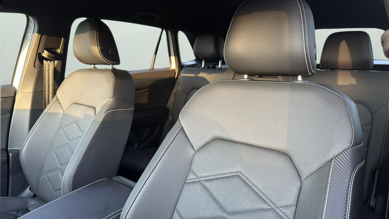 Used Car 2025 Volkswagen Atlas Cross Sport  2.0t Se For Sale Under $35,000 In Austin, Texas