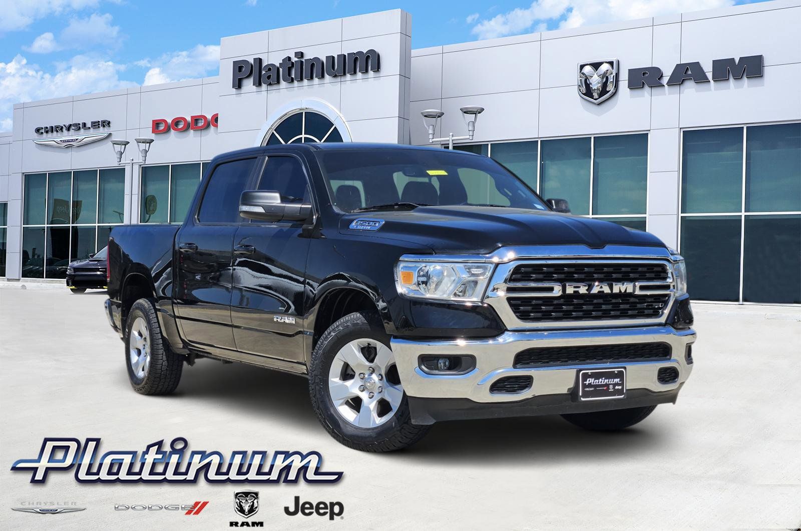 Diamond Black Crystal Pearlcoat 2022 RAM 1500 Big Horn Crew Cab RWD Pickup Truck 4X2 8-Speed Automatic