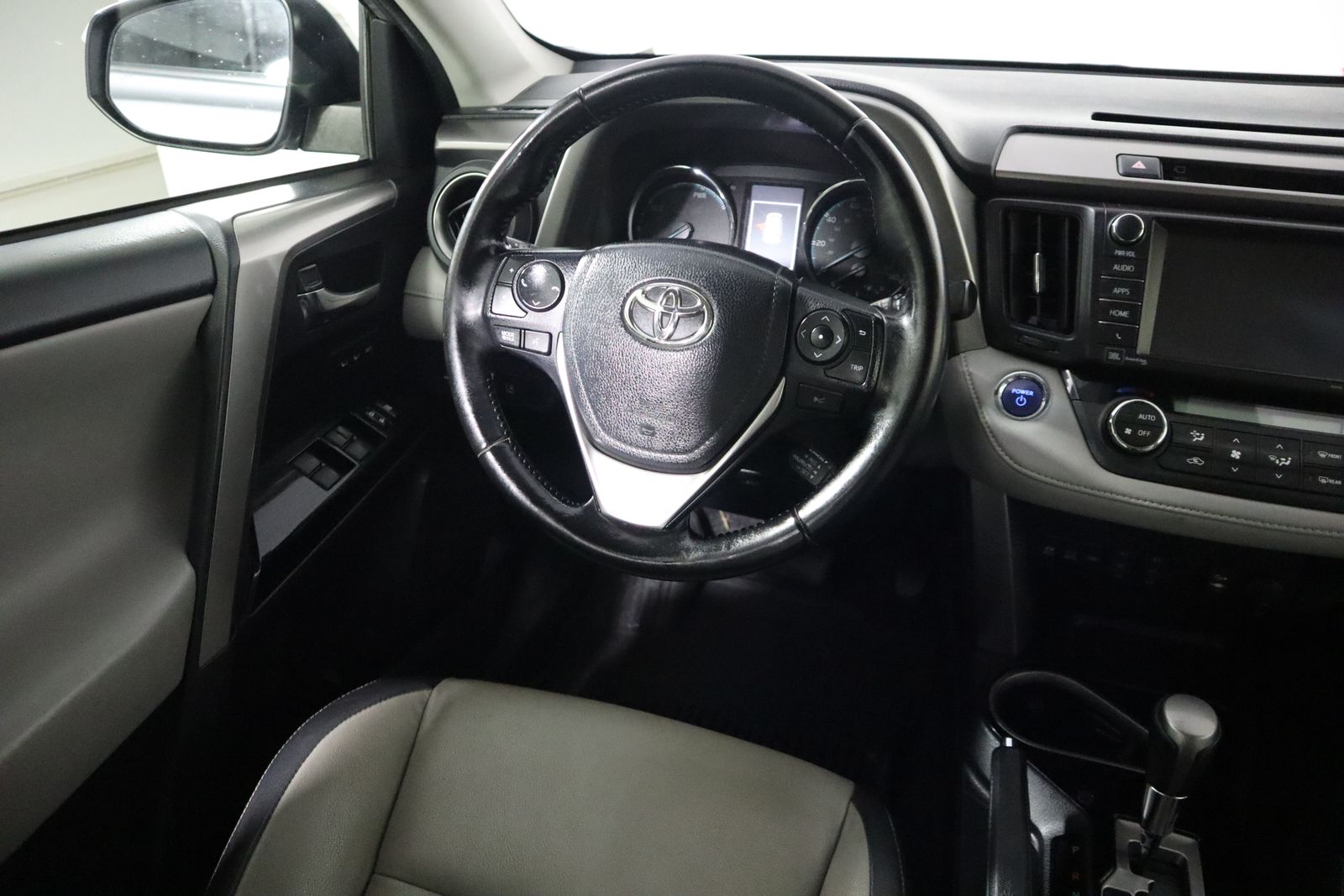 2017 Toyota RAV4 Hybrid Limited photo