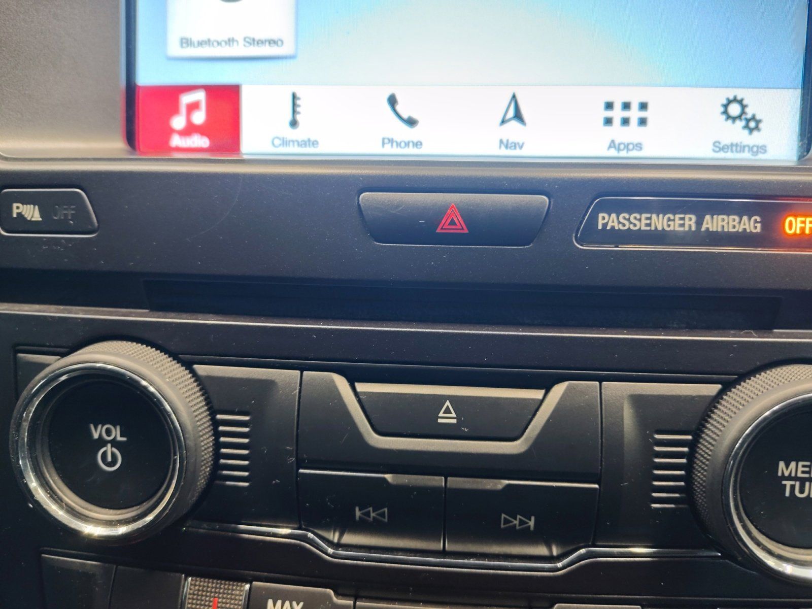 Used Car 2018 Ford Explorer  Xlt For Sale Under $15,000 In San Antonio, Texas