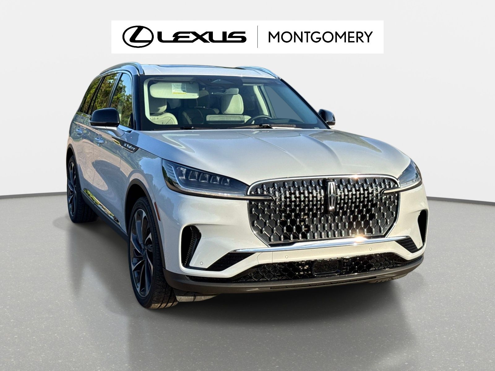 Crystal White 2025 Lincoln Aviator Reserve RWD SUV / Crossover Rear-Wheel Drive Automatic