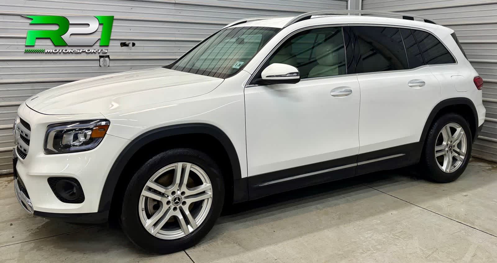 2021 Mercedes-Benz GLB GLB250 4MATIC's photo