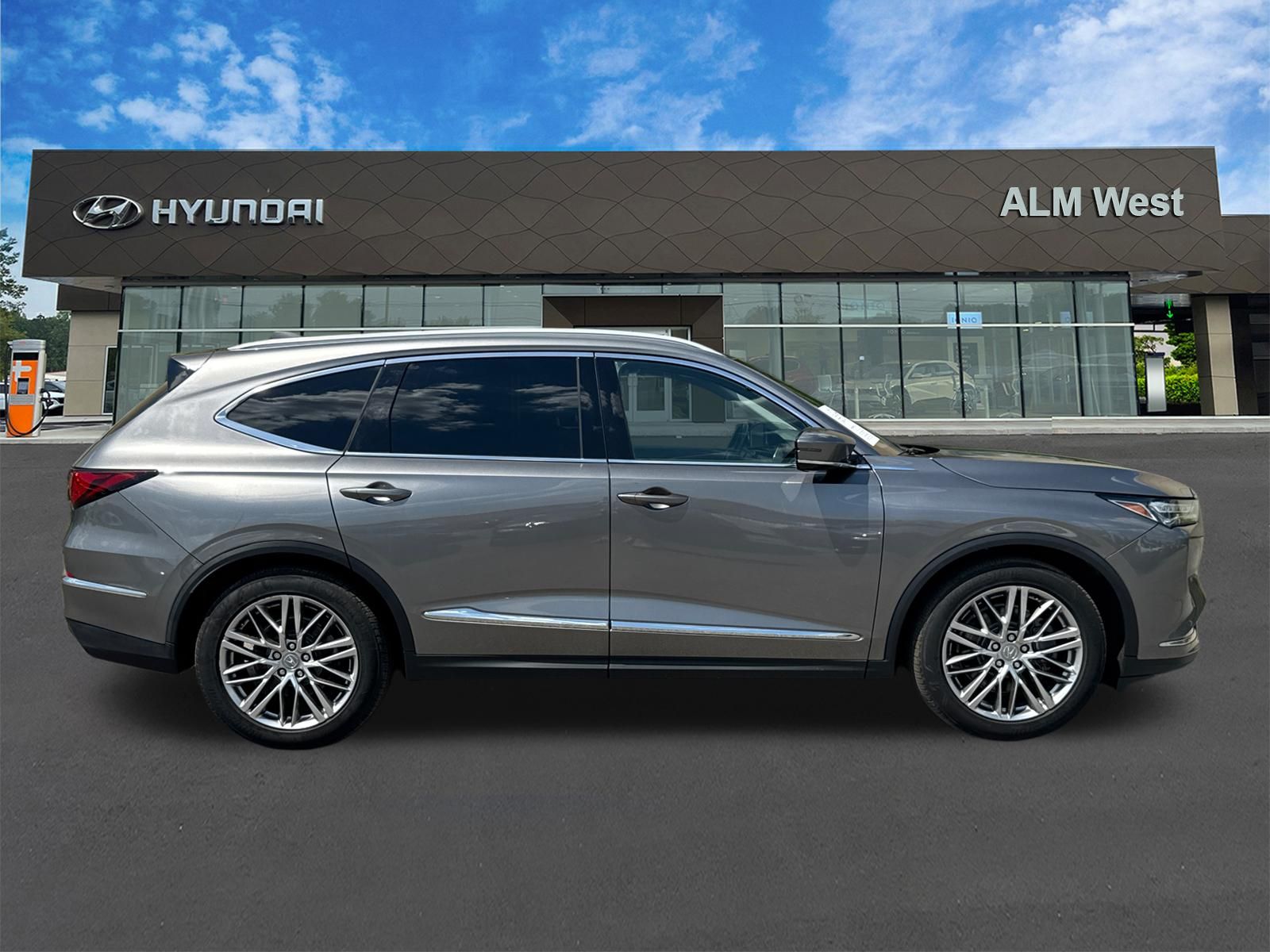 Used 2023 Gray Acura Advance image 4