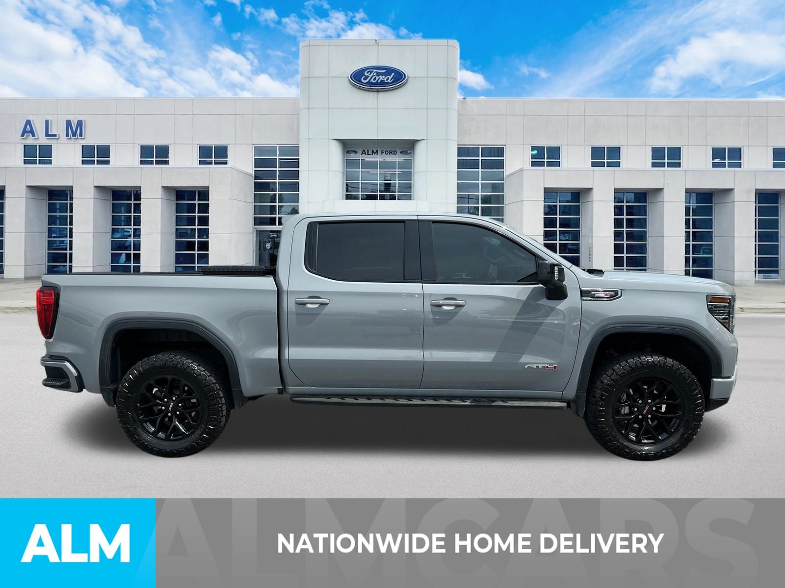 Used 2025 Gray GMC AT4 image 4