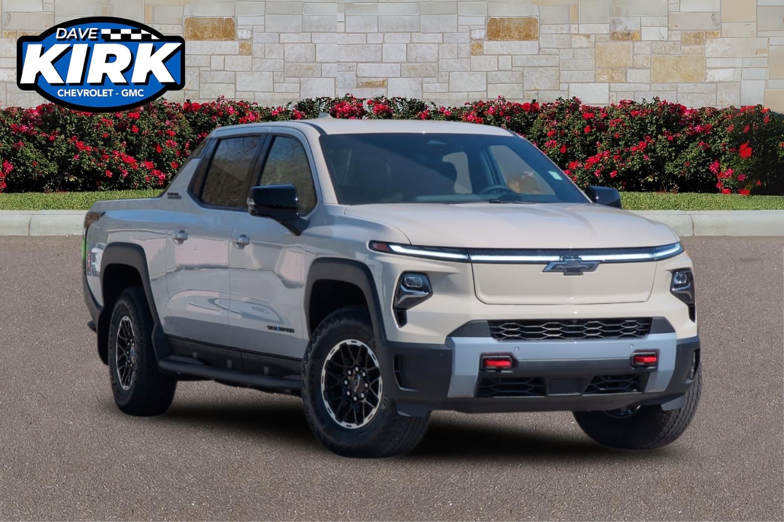 White 2026 Chevrolet Silverado EV Trail Boss Crew Cab (Extended Range) e4WD Pickup Truck All-Wheel Drive 1-Speed Automatic