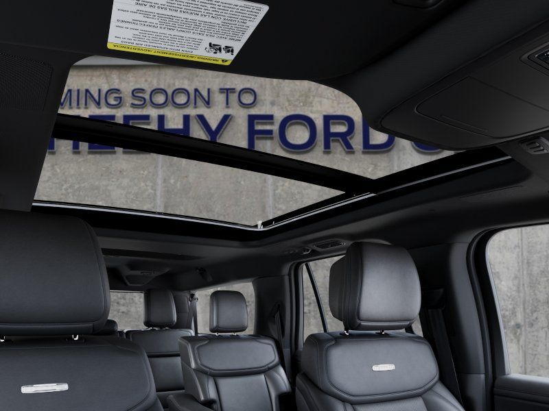 New 2027 Star White Metallic Tri-Coat Ford Platinum image 22