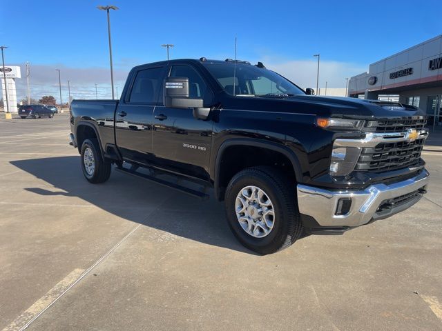 2024 Chevrolet Silverado 3500HD LT 2