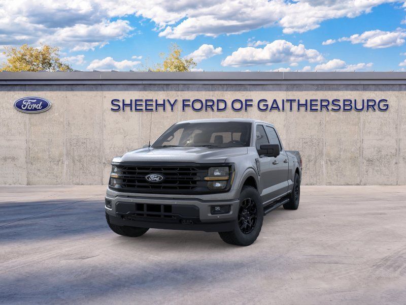 New 2026 Carbonized Gray Metallic Ford XLT image 3