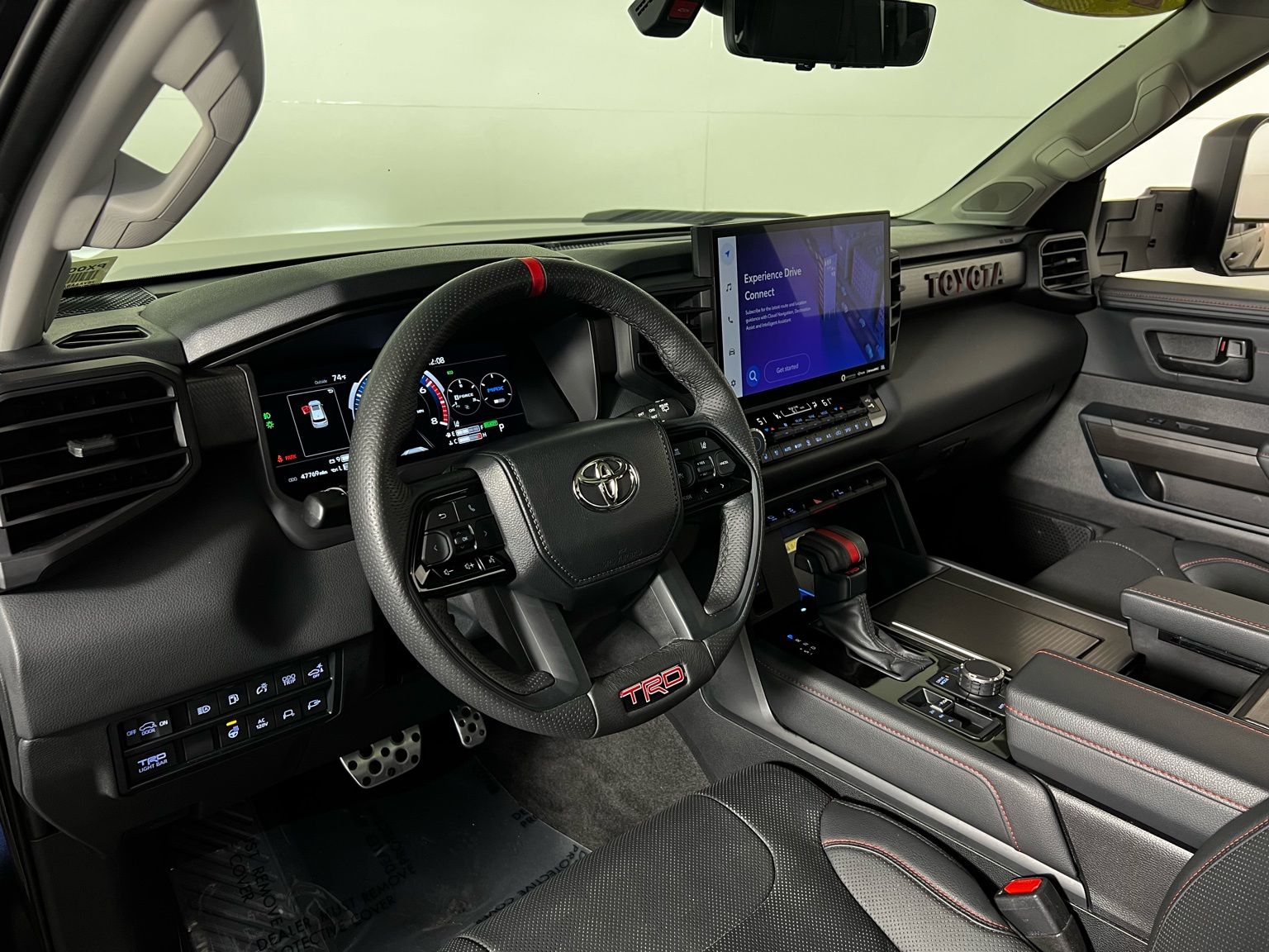 Thumbnail: 2023 Toyota Sequoia - 12