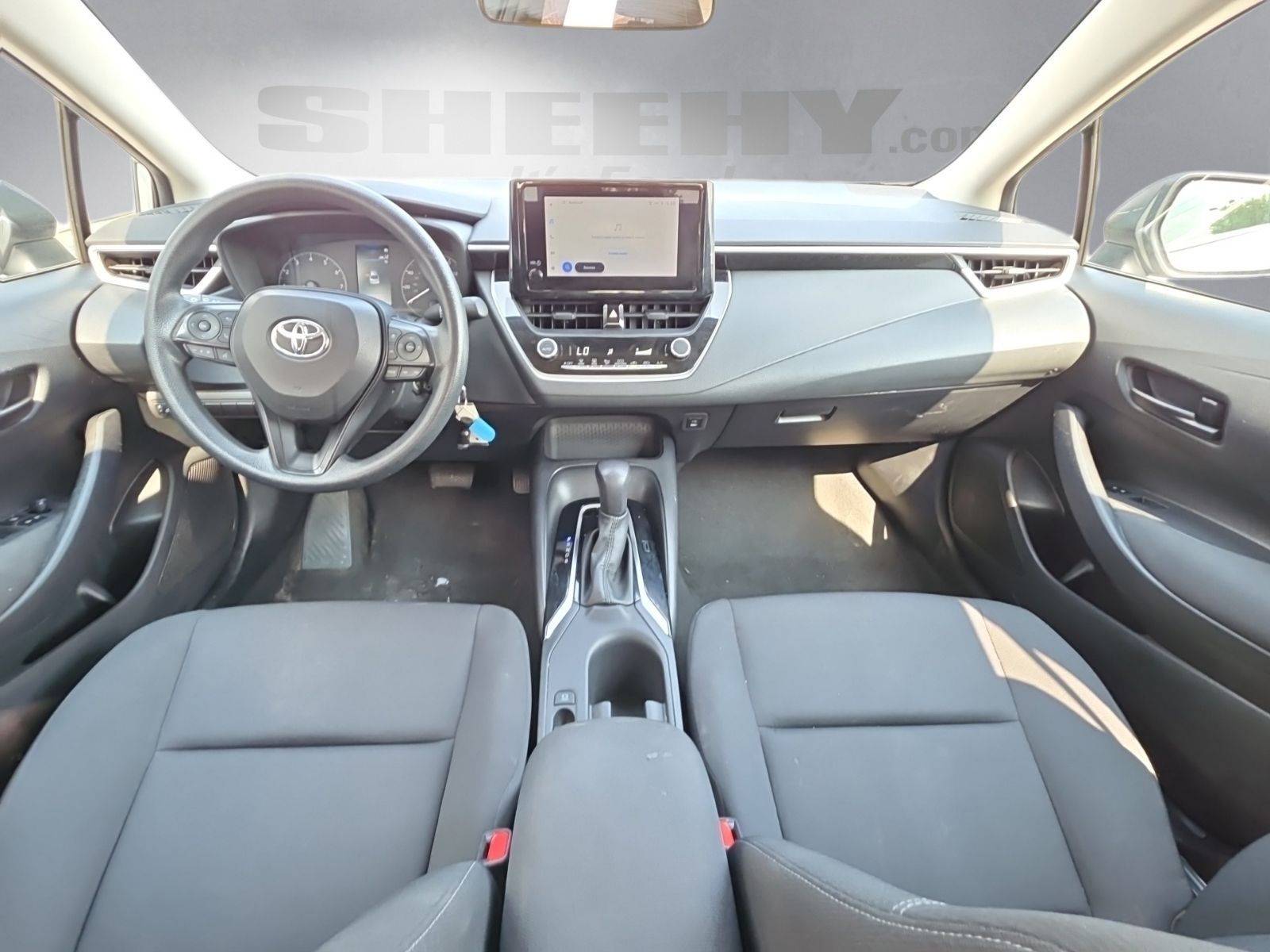 Used 2023 Silver Toyota LE image 3