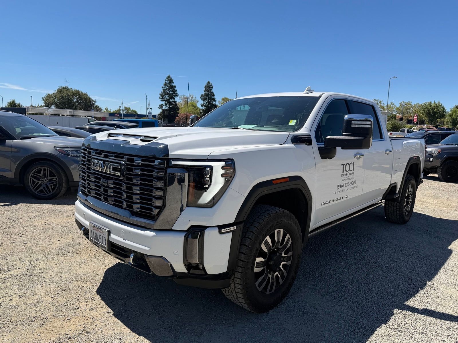 Summit White 2024 GMC Sierra 3500HD Pickup Truck Four-Wheel Drive Automatic