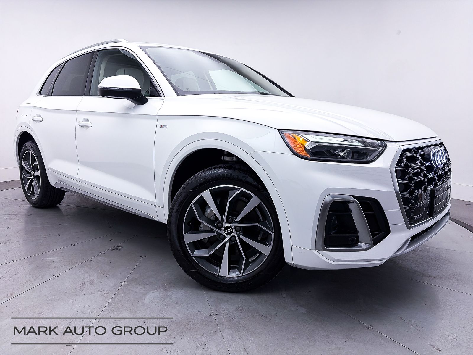 2023 Audi Q5 45 S line Premium Plus