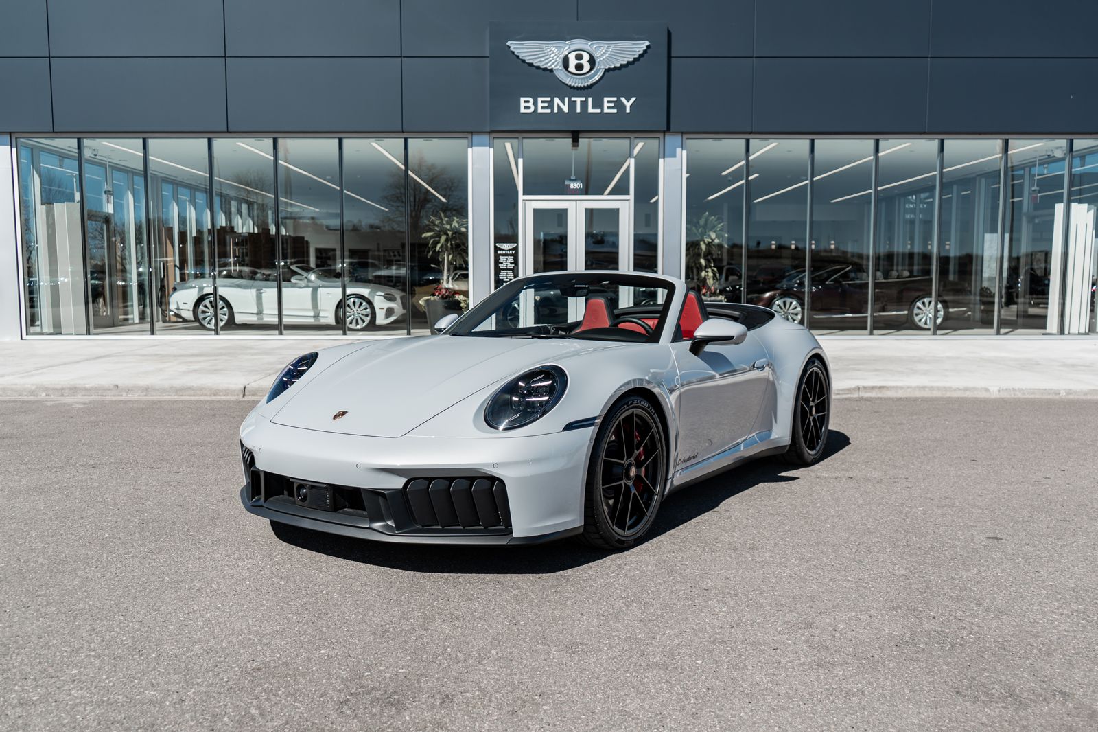 2025 Porsche 911 GTS