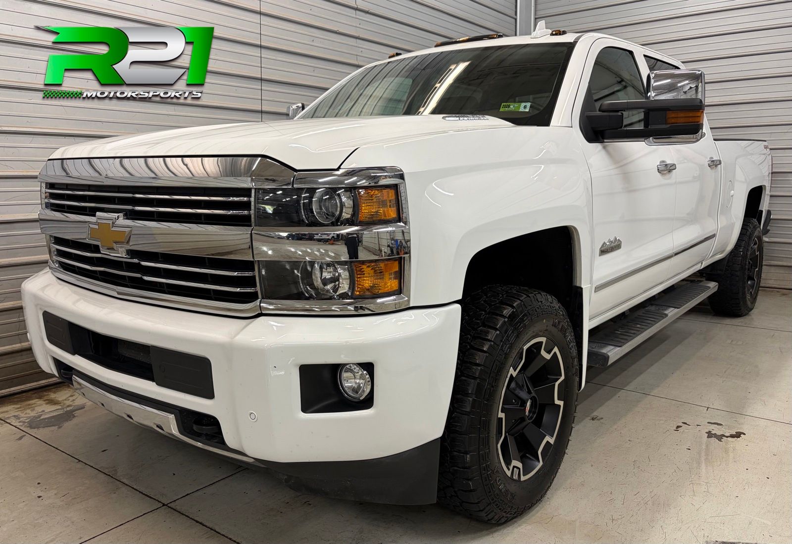 2015 Chevrolet Silverado 3500HD High Country - Main Image