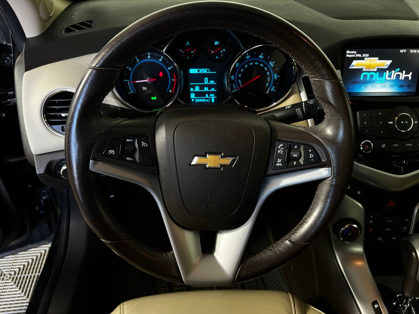 Thumbnail: 2014 Chevrolet Cruze - 9