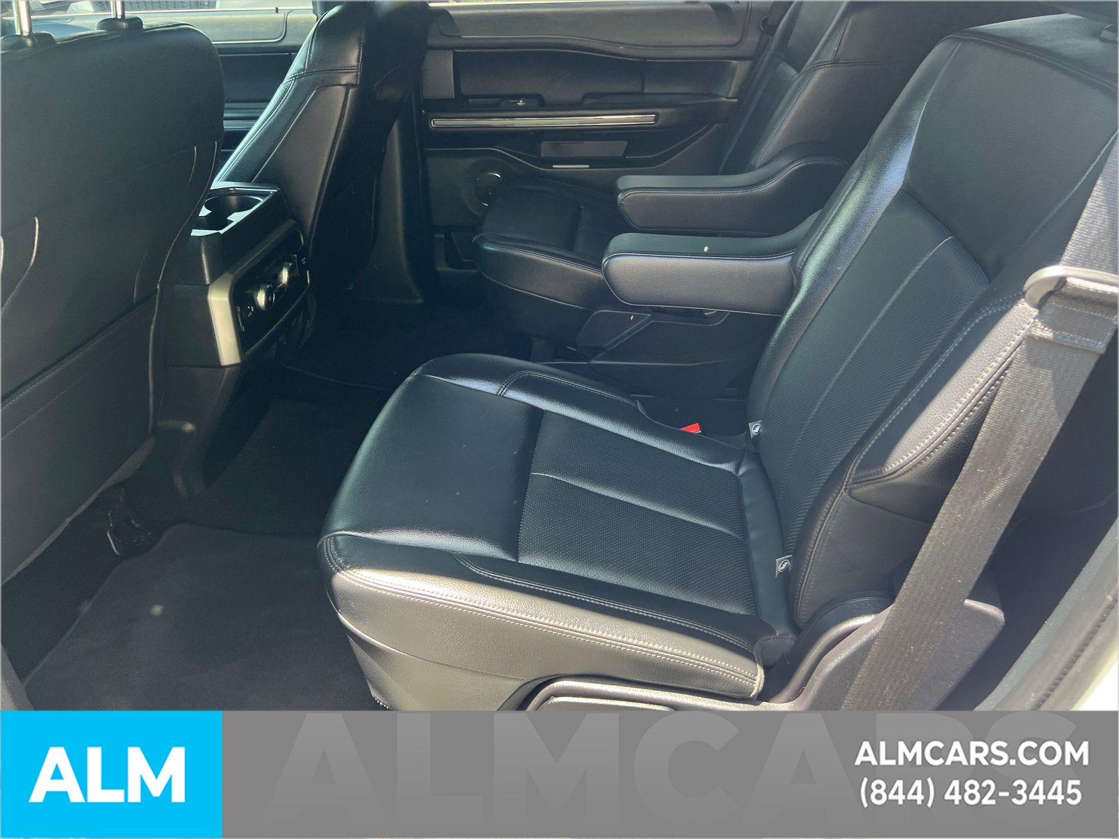 Used 2021 White Ford XLT image 27