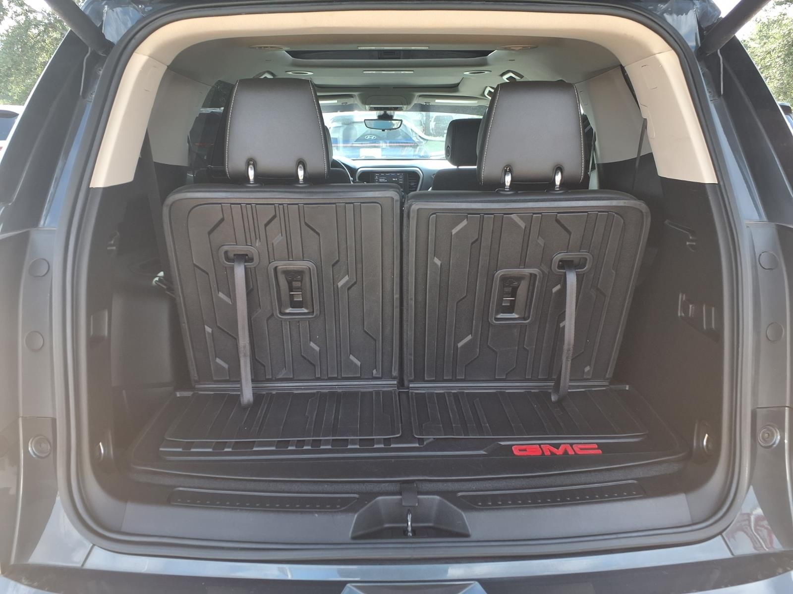 2022 GMC Acadia Denali Green at AutoSavvy Houston Southwest