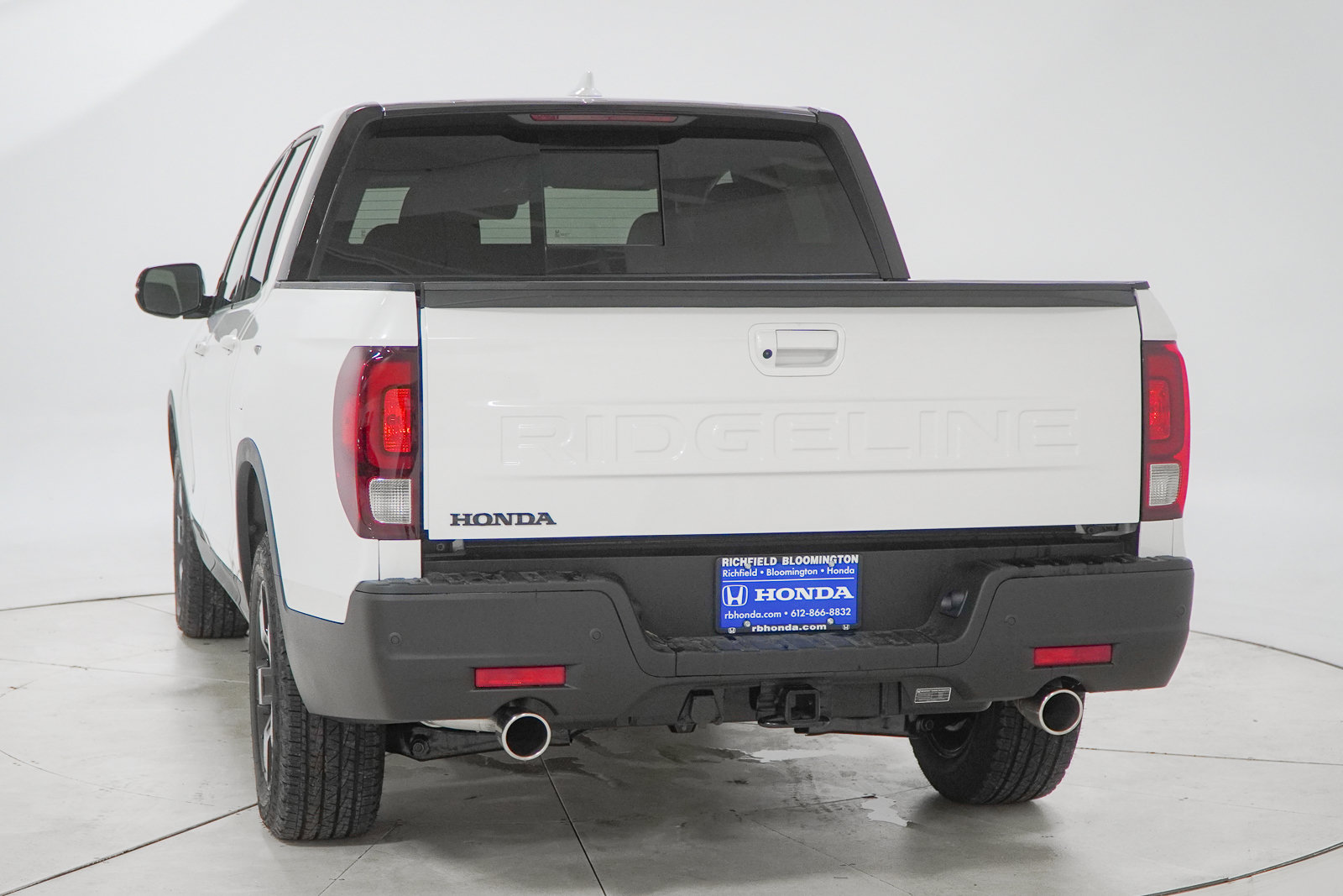 2026 Honda Ridgeline Black Edition - Photo 6