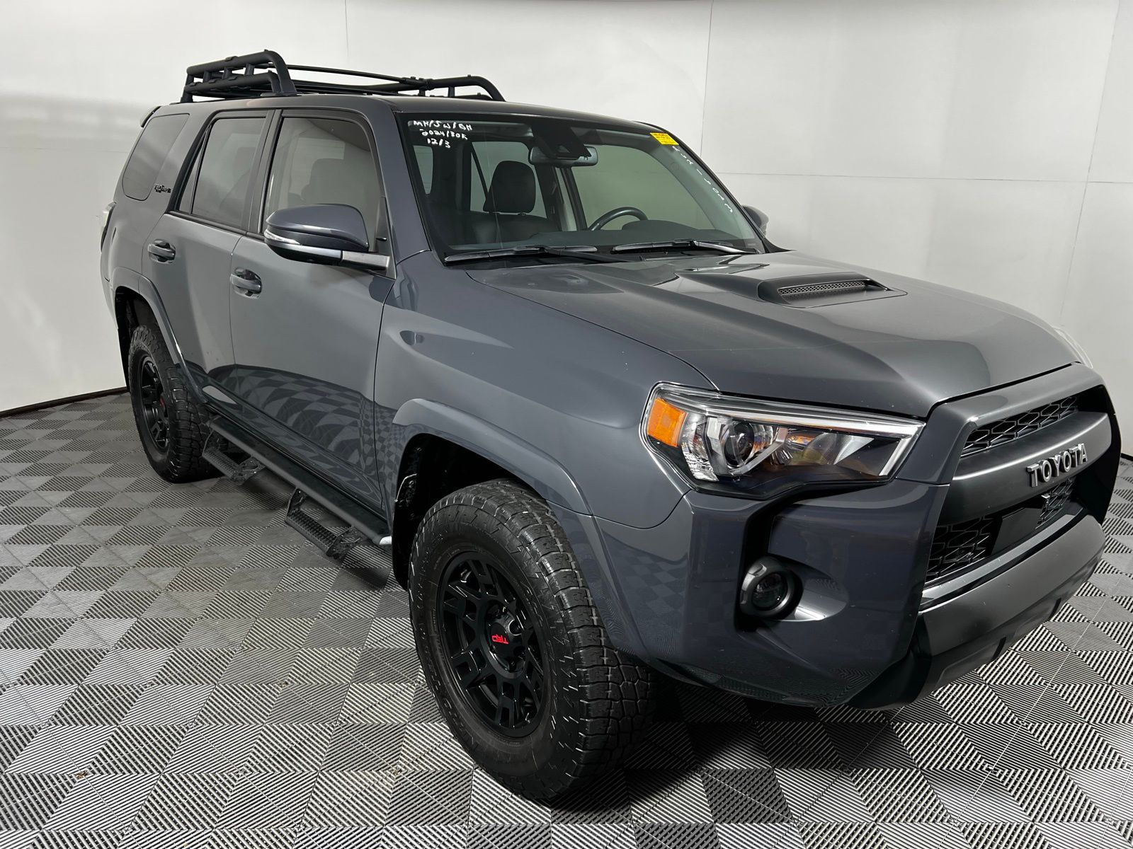 Thumbnail: 2024 Toyota 4Runner - 3